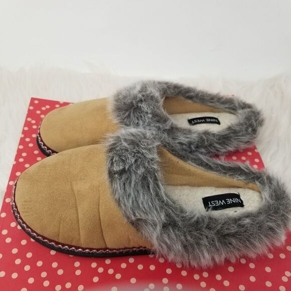 NINE WEST SLIPPERS W/FUR TRIM. SIZE L (9-10) - Picture 12 of 12